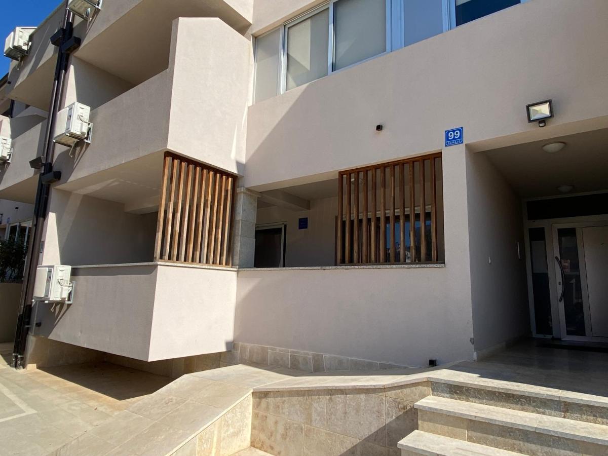 Apartment Niko 梅杜林 外观 照片