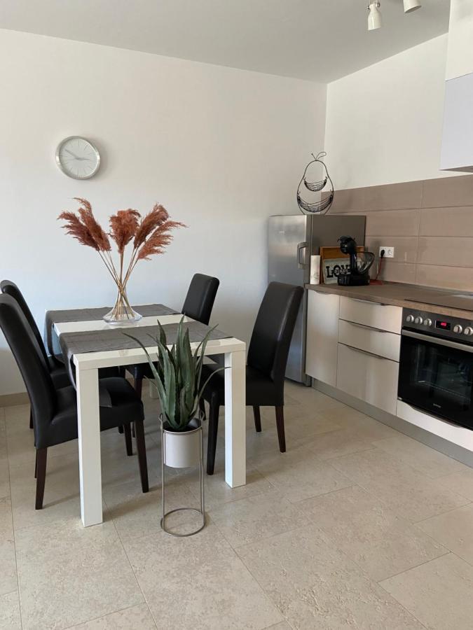 Apartment Niko 梅杜林 外观 照片