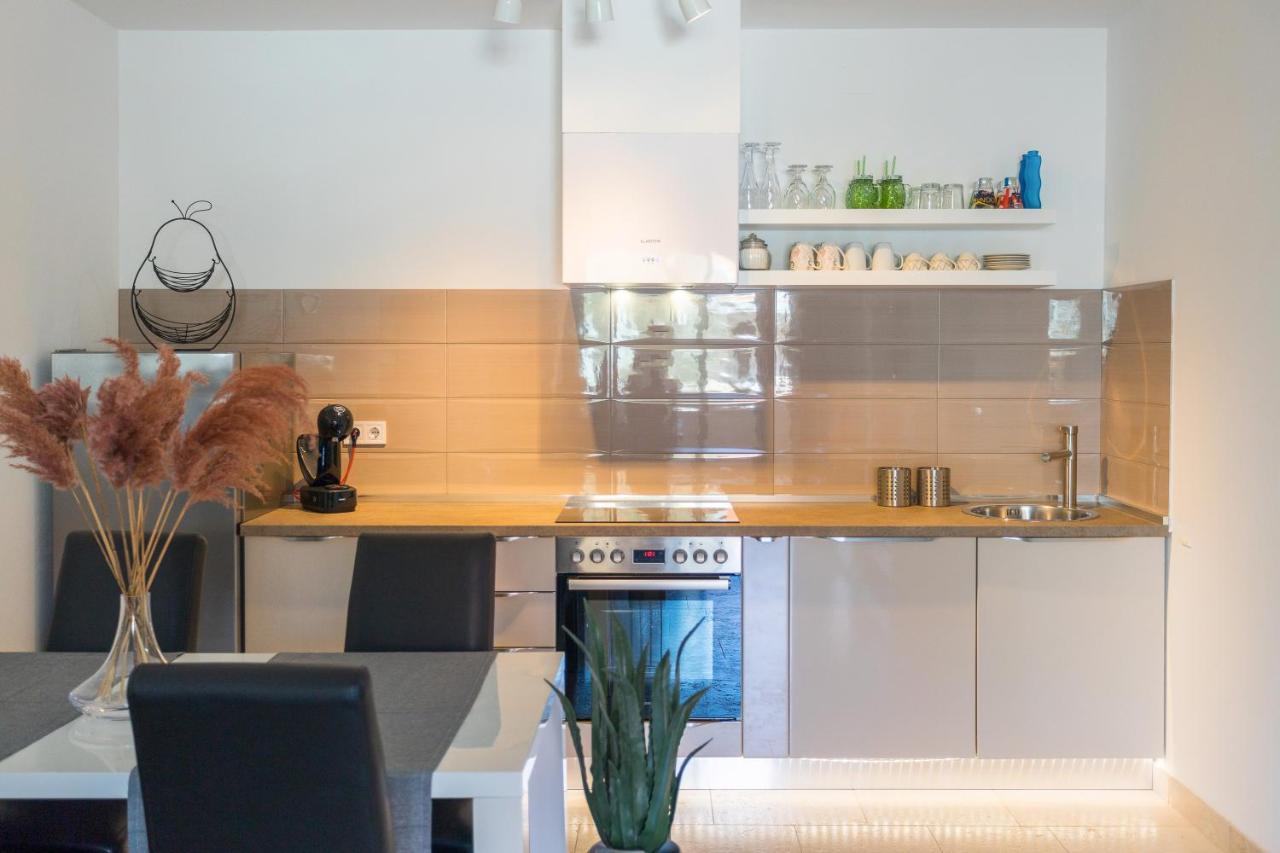 Apartment Niko 梅杜林 外观 照片