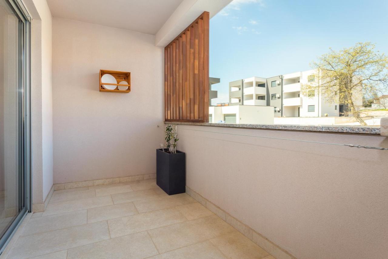 Apartment Niko 梅杜林 外观 照片
